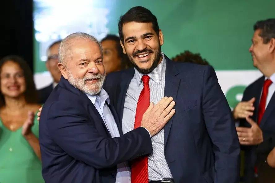 O favorito de Lula para o STF: quem Jorge Messias e como ele pensa?